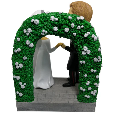 Royal Wedding Prince Harry and Meghan Markle Bobblehead - Image 3